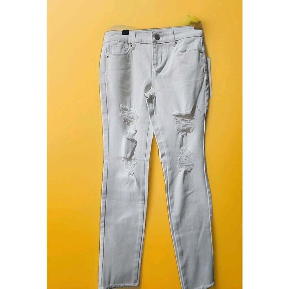 BoomBoom Destroyed Skinny Jeans Size 4 Inseam 24.5 Nwt Excellent A126 Distressed